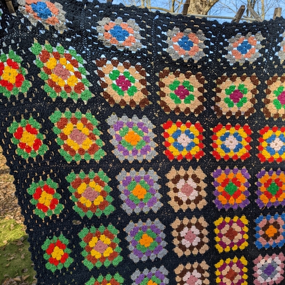 HANDMADE Granny Square Roseanne Square Crochet Knitted Afghan throw blanket - Picture 5 of 9